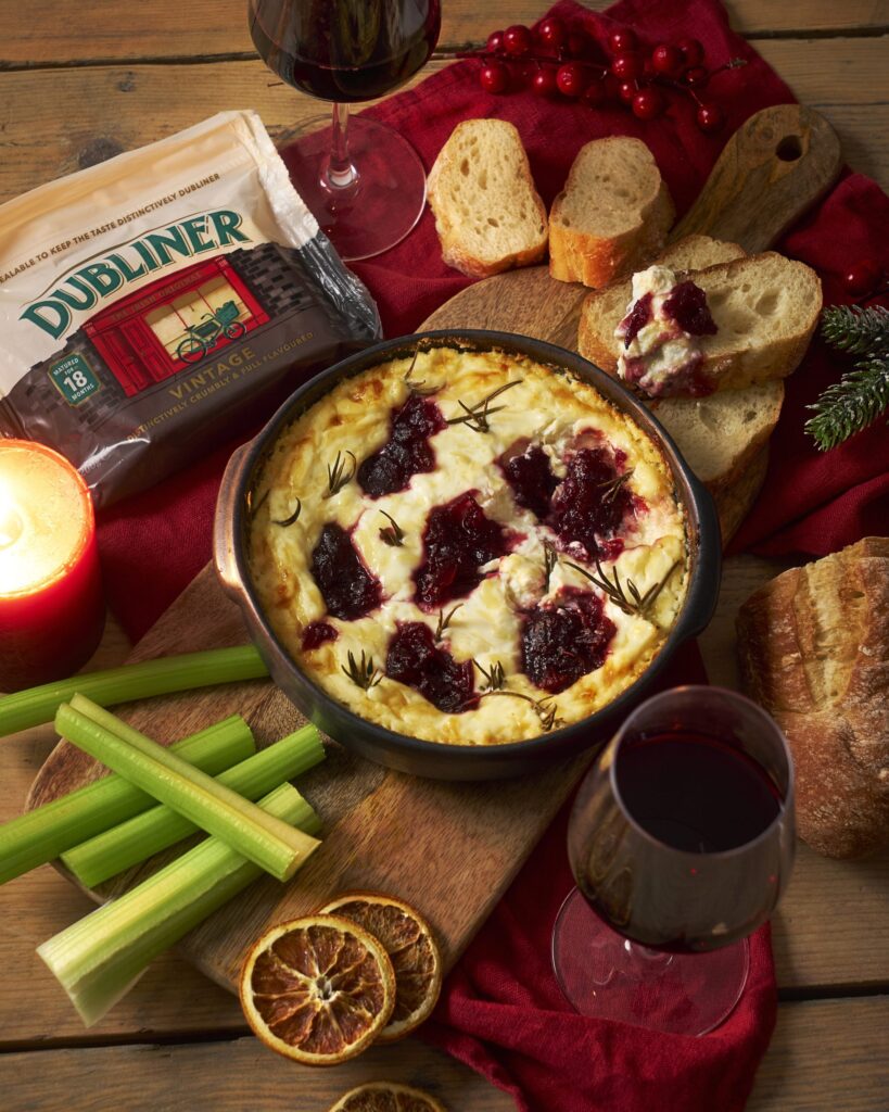 Baked Cranberry & Cheddar Dip